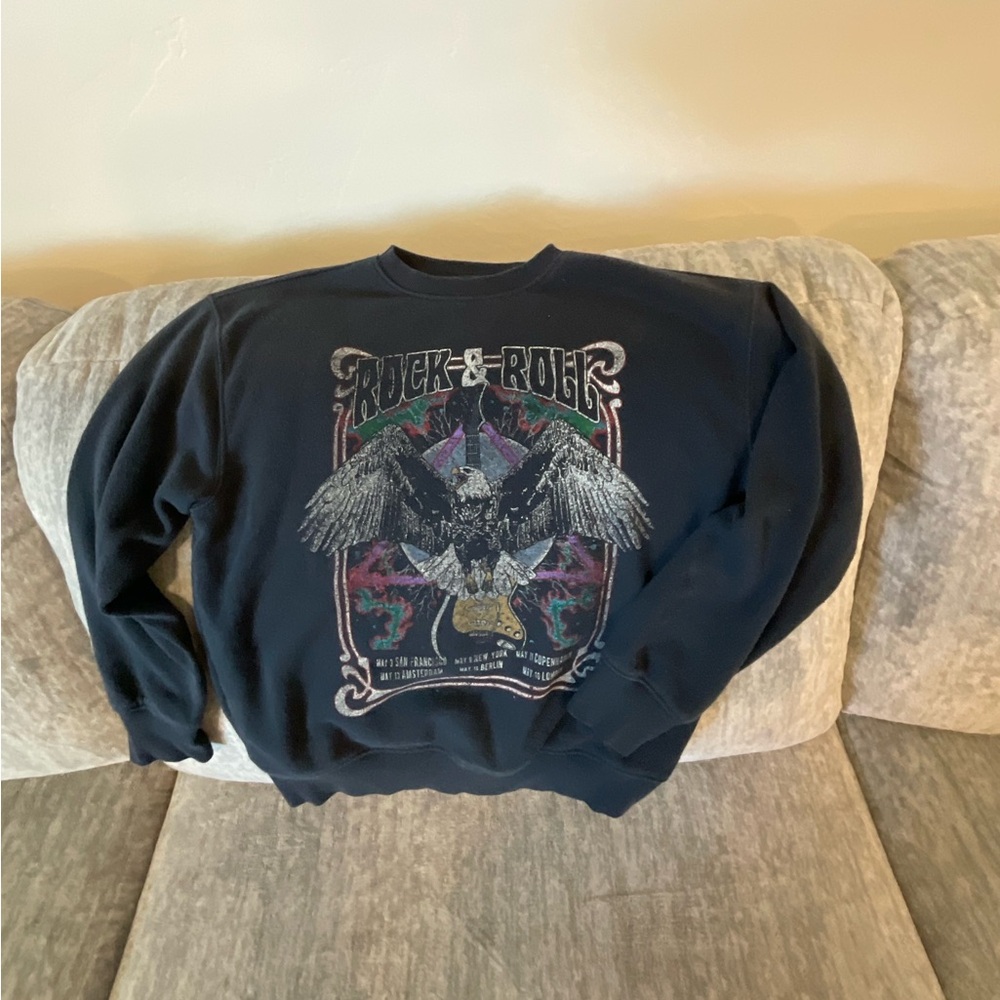 Girls size L Modish Revel sweatshirt